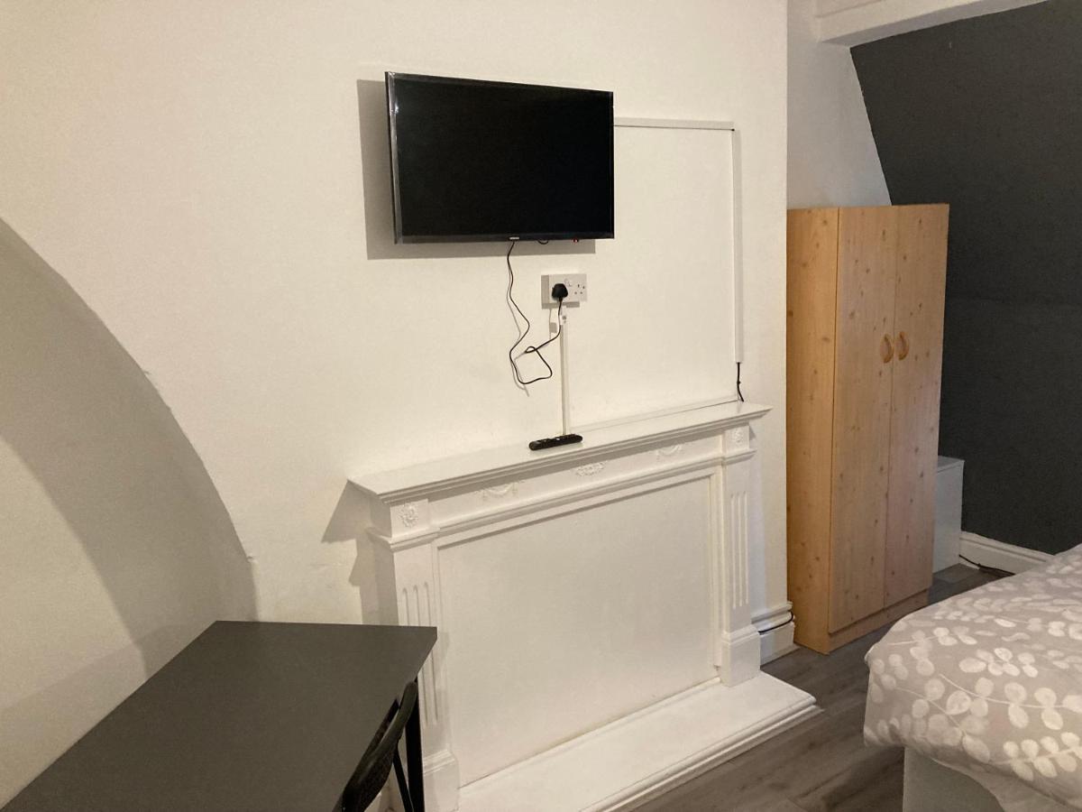 Chosen Rocky Lane Private Rooms ลิเวอร์พูล ภายนอก รูปภาพ