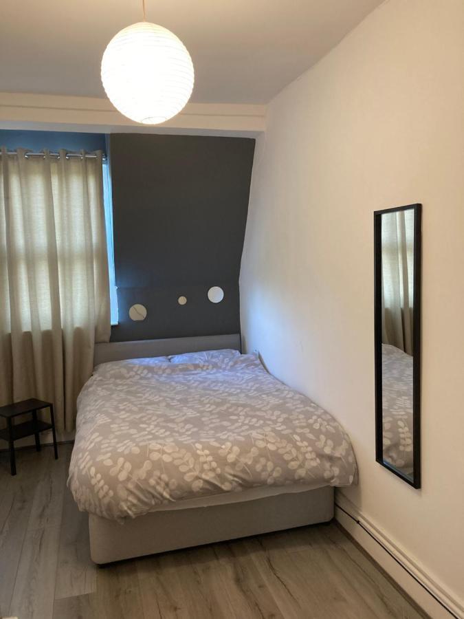 Chosen Rocky Lane Private Rooms ลิเวอร์พูล ภายนอก รูปภาพ